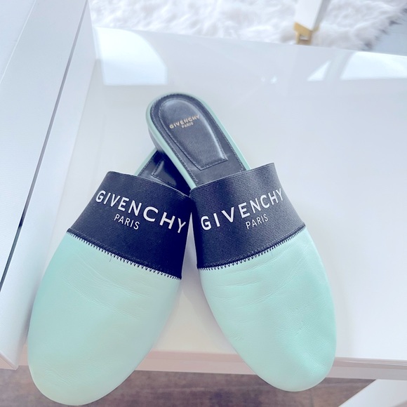 100% Authentic Givenchy Bedford Logo Mule - Picture 1 of 9